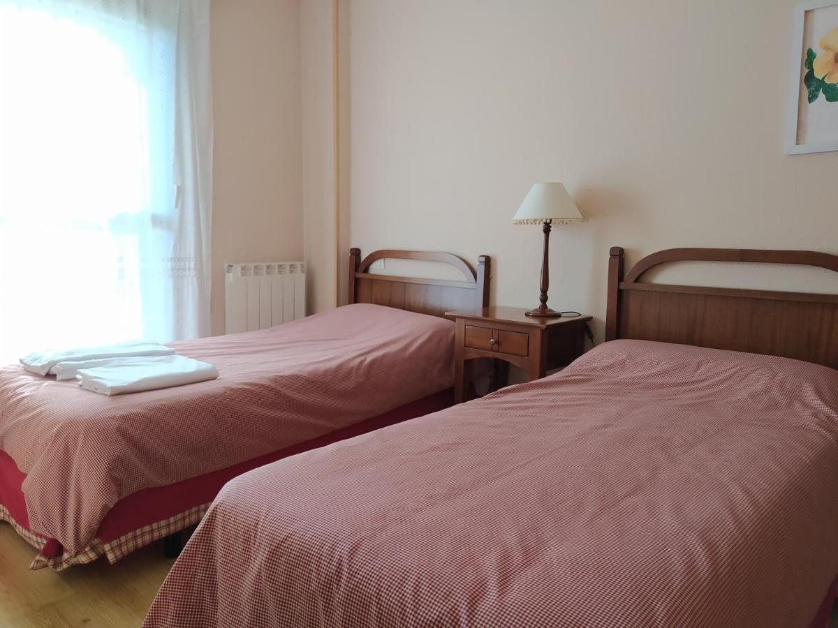 Apartamentos Ball Benas Edificio Prados De Velarta セルレル エクステリア 写真